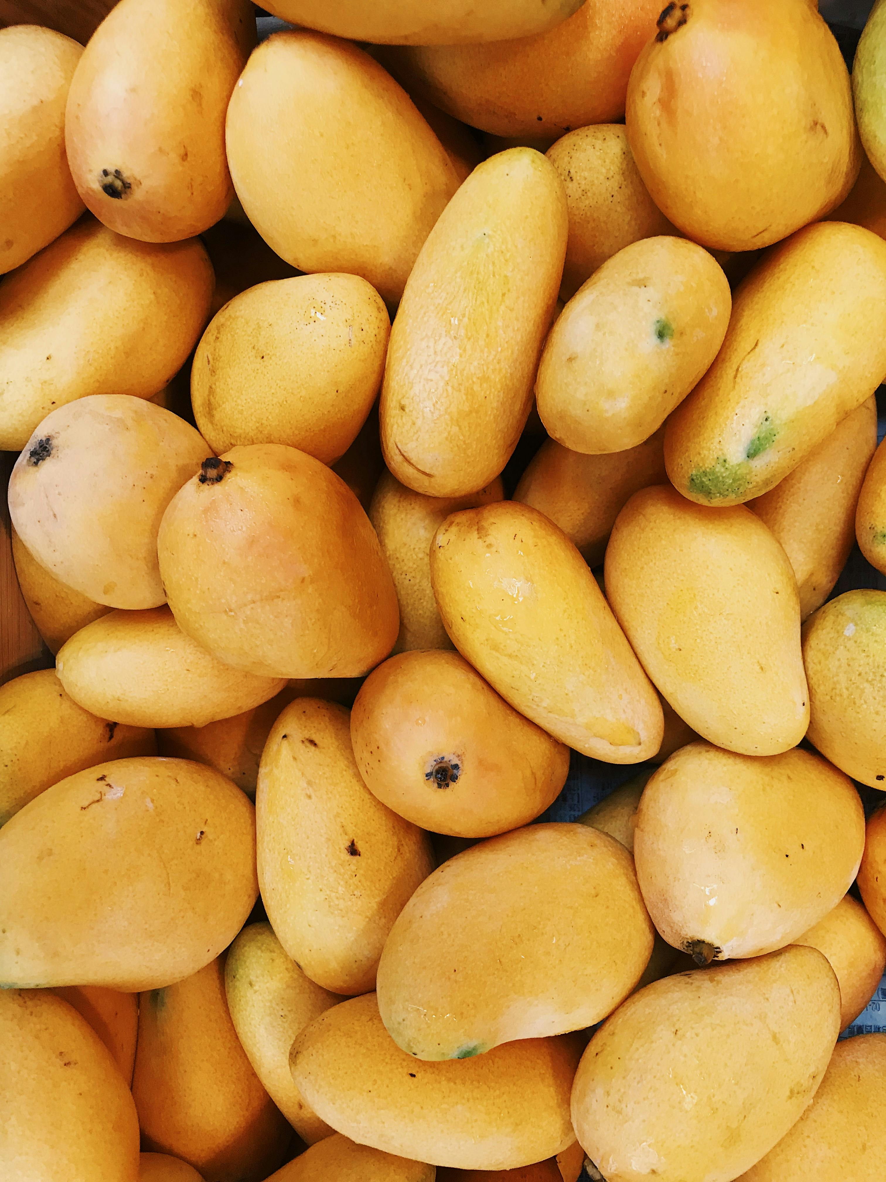 Fresh Pakistani Mangoes